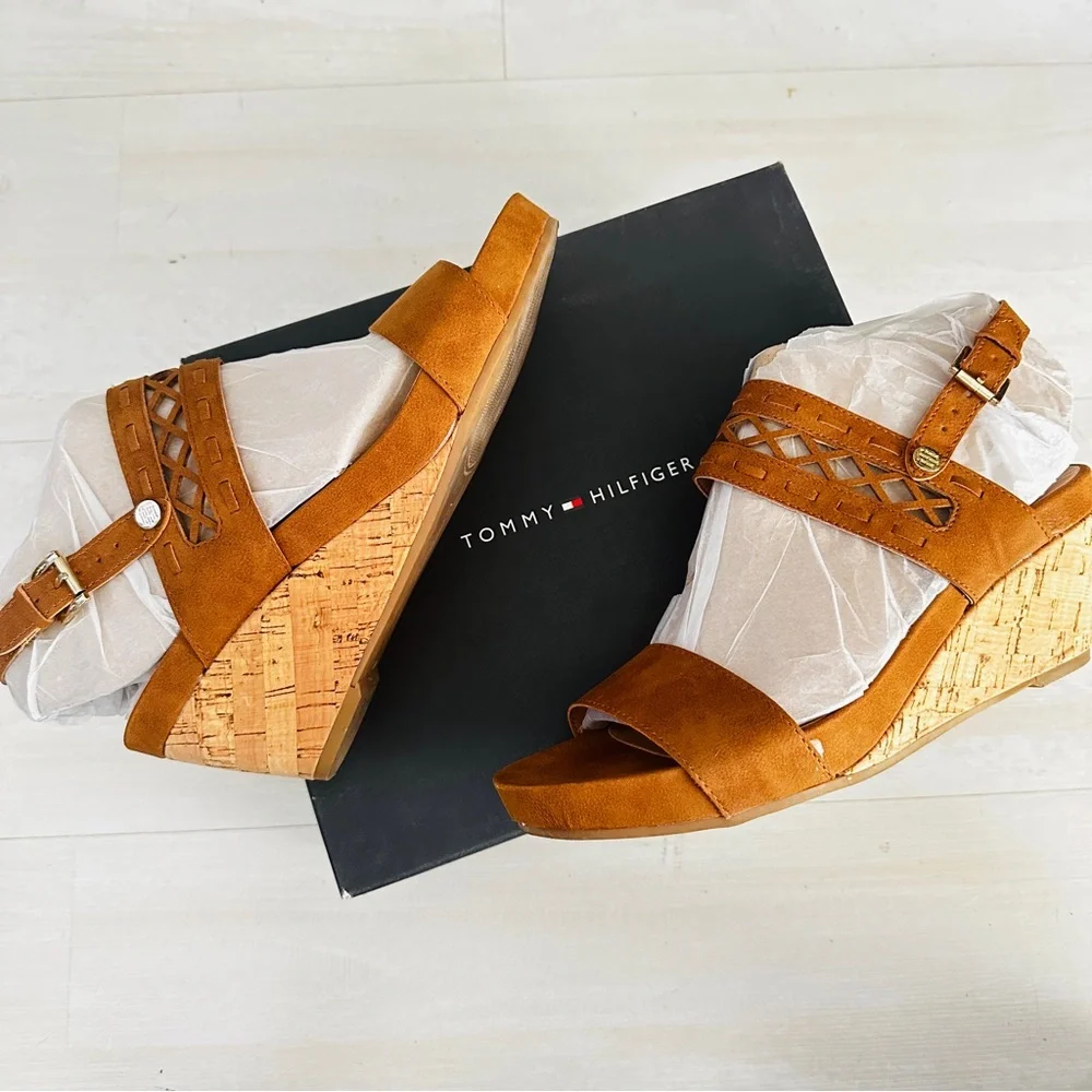 Like New Tommy Hilfiger Tan Cork Wedge Jenesis Sandals, 7.5